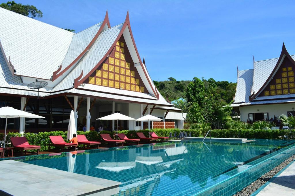 Bhu Tarn Koh Chang Resort & Spa Exterior photo